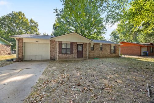 2816 N Susan Carol Ln, Fayetteville, AR, 72703-3950 | Card Image