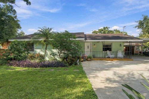 3909 W Powhatan Ave, Tampa, FL, 33614-5635 | Card Image