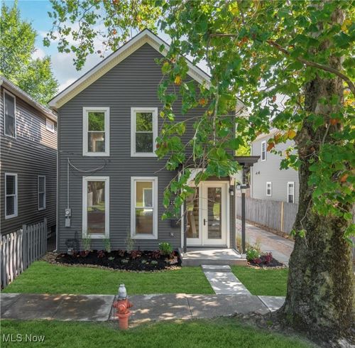 2311 W 40th St, Cleveland, OH, 44113-3841 | Card Image