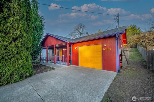 1008 Puget St Ne, Olympia, WA, 98506-4126 | Card Image