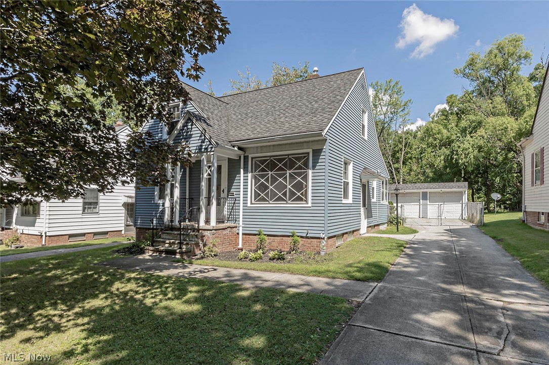 17411 Maple Heights Boulevard, Sold in Maple Heights Zoocasa