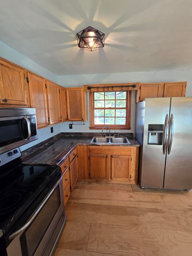 305 Miller Ln, House other with 3 bedrooms, 1 bathrooms and null parking in Burnside KY | Image 10