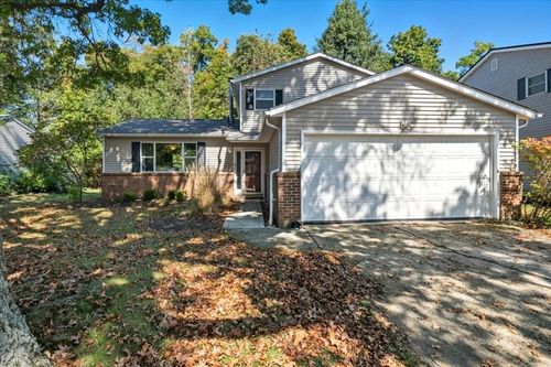 468 Rutherford Ave, Delaware, OH, 43015-1130 | Card Image