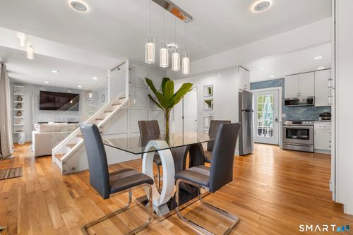 141 Rood Ave, Windsor, CT, 06095-3754 | Card Image