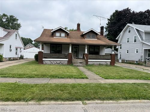 143 Wilson St, Struthers, OH, 44471-1640 | Card Image