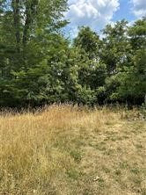 6 Wylie Ave, Houston, PA, 15342-1630 | Card Image