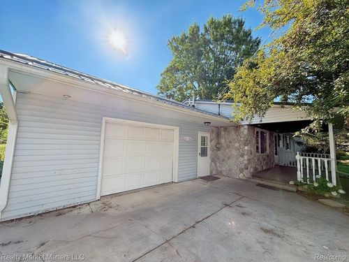 11460 Collingwood Ct, Clio, MI, 48420-1719 | Card Image