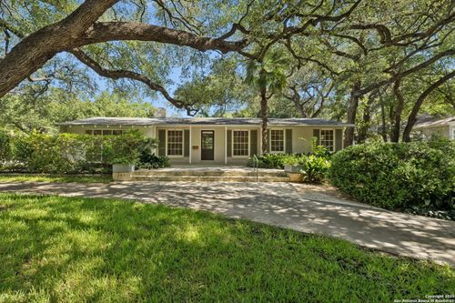 141 Tuxedo Ave, Alamo Heights, TX, 78209-3712 | Card Image