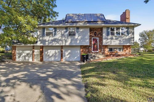 5217 Nw 52nd St, Topeka, KS, 66618 | Card Image