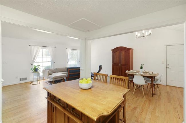 9685 Cone Ct, House other with 3 bedrooms, 3 bathrooms and null parking in Roswell GA | Image 11