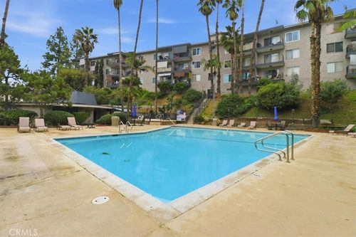 1517 E Garfield Ave, Glendale, CA, 91205-3841 | Card Image
