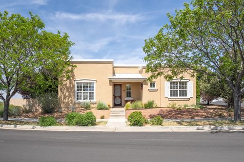 2 Mule Deer Rd, Santa Fe, NM, 87508-1392 | Card Image