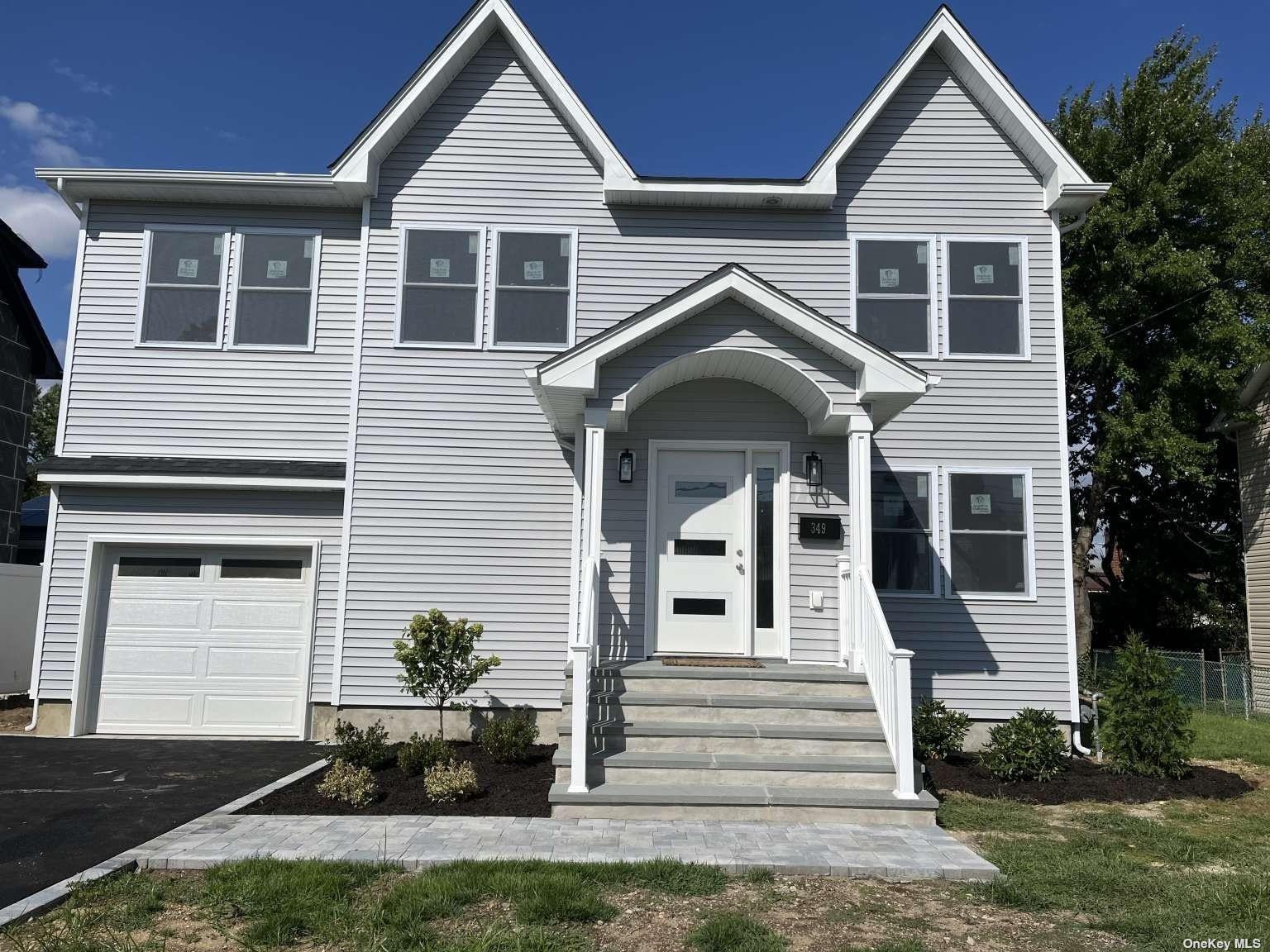 Chambers Ave, East Meadow, NY 11554