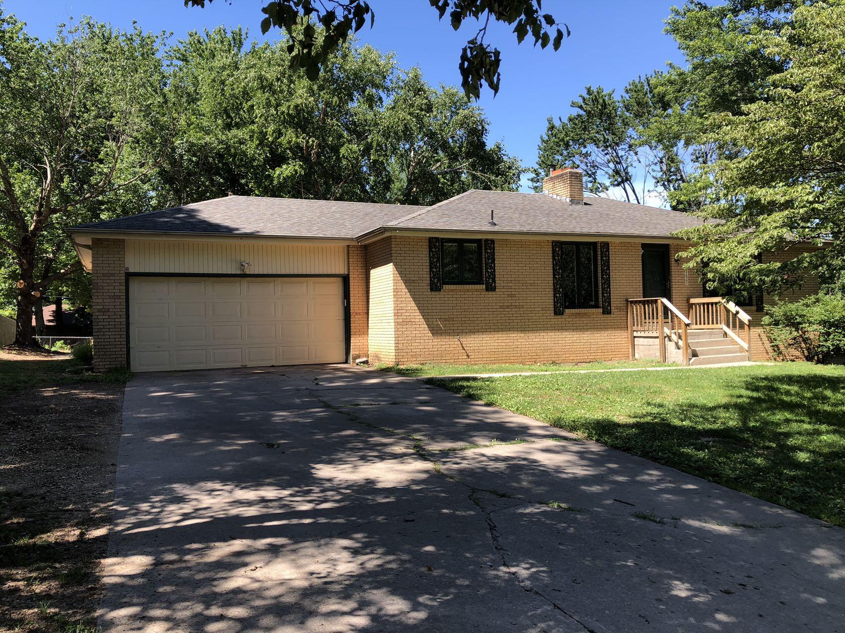 Village Ln, Springfield, MO 65807