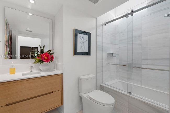 800 E Dilido Dr, House other with 3 bedrooms, 3 bathrooms and null parking in Miami Beach FL | Image 20