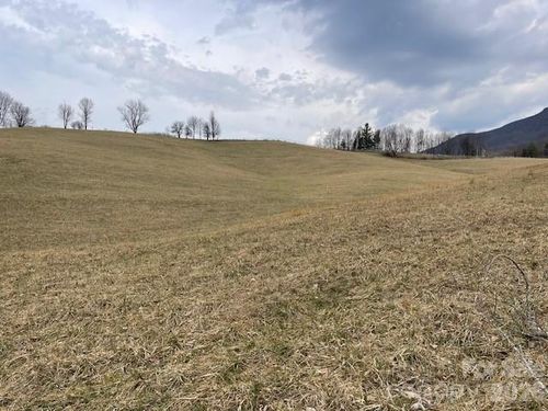 323 Tater Hill Rd, Zionville, NC, 28698-9259 | Card Image