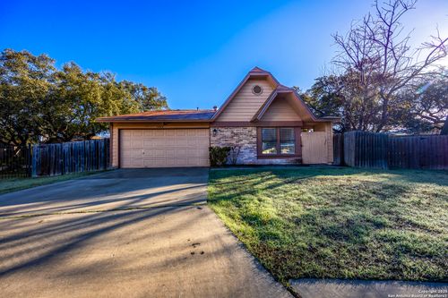 5462 Vista, San Antonio, TX, 78247 | Card Image