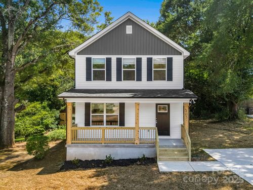 405 E Holly St, Dallas, NC, 28034-2123 | Card Image
