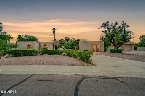 8347 E Via De La Gente, Scottsdale, AZ, 85258-3800 | Card Image