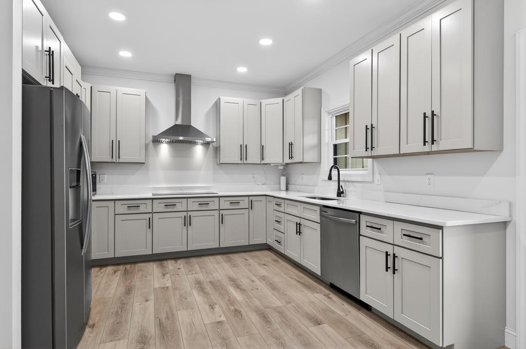 Residential in Glade Spring 5