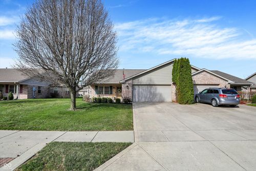 1664 Vidalia Ct, Greenwood, IN, 46143-6917 | Card Image