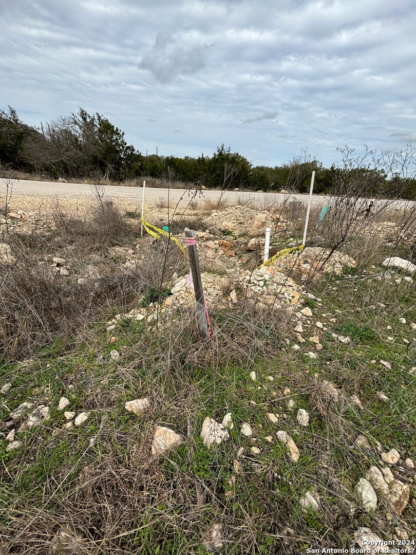 Land in Bandera 4