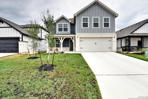 7807 Cottonwood Rdg, Boerne, TX, 78015-5211 | Card Image