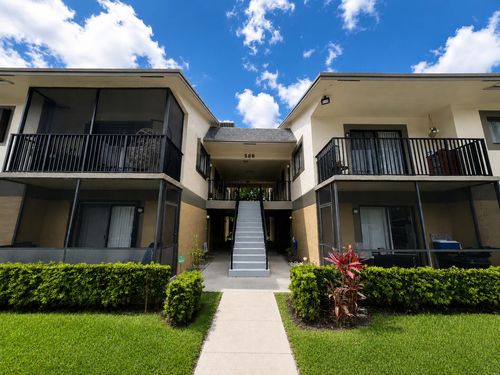 104-588 Trace Cir, Deerfield Beach, FL, 33441-8120 | Card Image