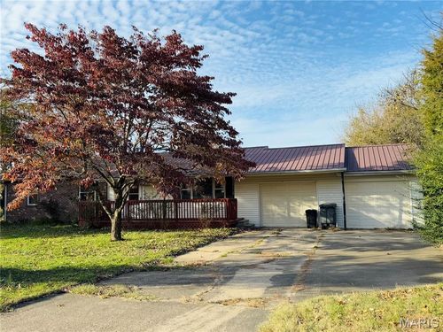 100 Summit Dr, Matthews, MO, 63867-8503 | Card Image