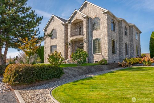 19678 Fairway Dr Nw, Soap Lake, WA, 98851-9698 | Card Image