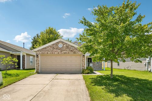 1754 Elijah Blue Dr, Greenwood, IN, 46143-6815 | Card Image