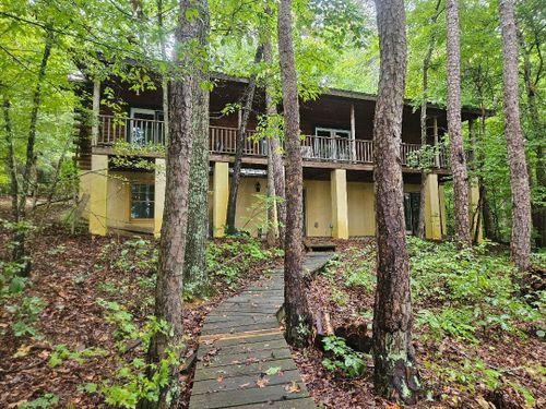 1075 Wilson Rd, Hurdle Mills, NC, 27541-9610 | Card Image