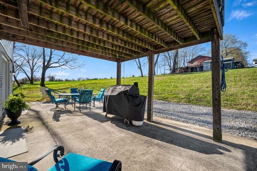 1725 Goosetown Rd, COATESVILLE, PA, 19320-4644 | Card Image