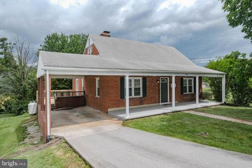 830 William St, FRONT ROYAL, VA, 22630-3824 | Card Image