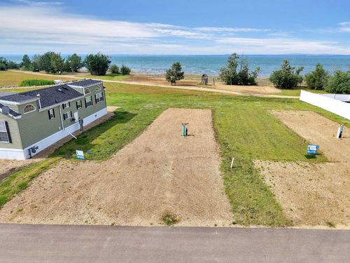 135-41310 Range Road 282, Rural Lacombe County, AB, T4L2N3 | Card Image