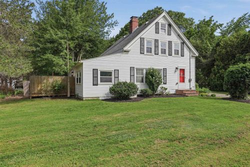 201 Walton Rd, Seabrook, NH, 03874-4522 | Card Image