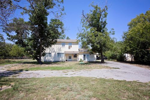 1115 Old Jacksboro Rd, Graham, TX, 76450-2733 | Card Image