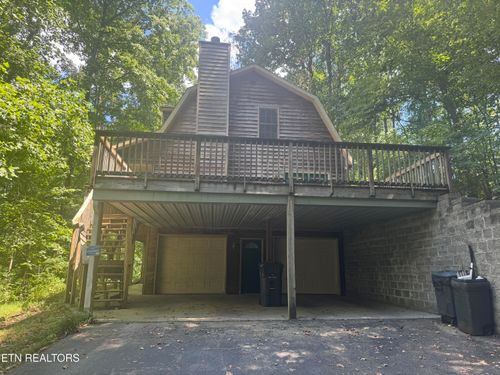 6001 Wilkerson Rd, Knoxville, TN, 37912-2310 | Card Image