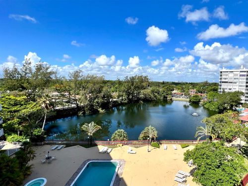 711e-1300 Ne Miami Gardens Dr, North Miami Beach, FL, 33179 | Card Image