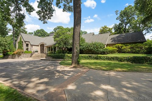 4401 Oak Rd, Tulsa, OK, 74105-4222 | Card Image