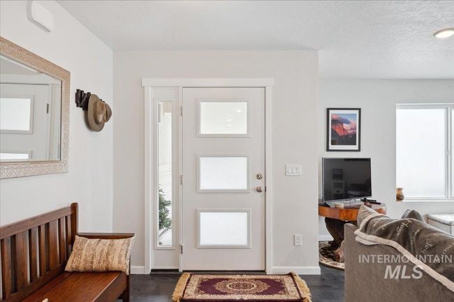 403 Antonette Cir, House other with 1 bedrooms, 1 bathrooms and 1 parking in Cascade ID | Image 4