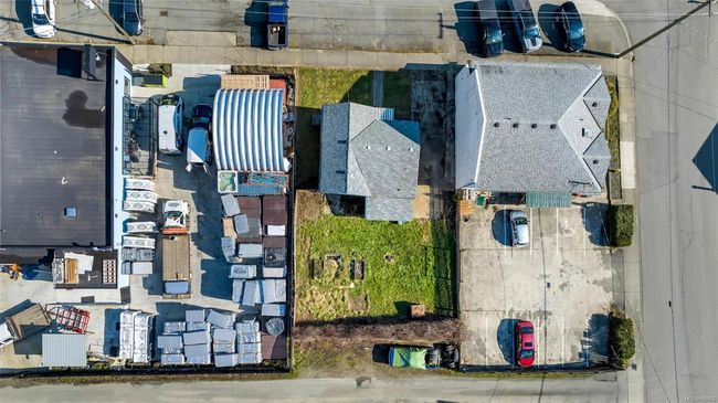 8118 York Ave, House other with 2 bedrooms, 1 bathrooms and 2 parking in Crofton BC | Image 8