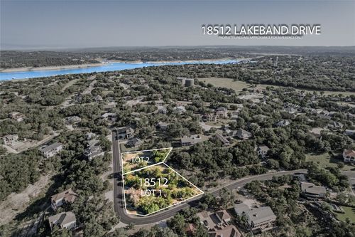 18600 Lakeland Dr, Lago Vista, TX, 78645-8715 | Card Image
