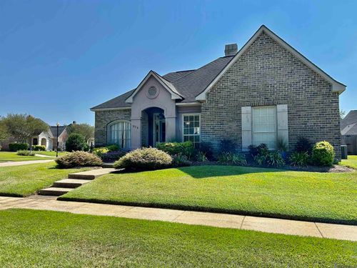 850 Troutbeck Dr, Baton Rouge, LA, 70810-1995 | Card Image