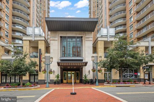 704-11990 Market St, RESTON, VA, 20190-6002 | Card Image