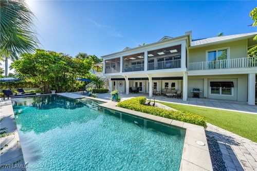 491 17th Ave S, NAPLES, FL, 34102-7404 | Card Image