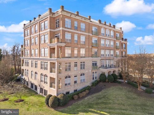 apt-201-810 Belmont Bay Dr, WOODBRIDGE, VA, 22191-5463 | Card Image