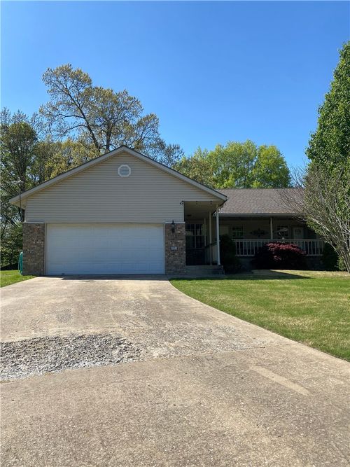 8737 Golf Creek Dr, Rogers, AR, 72756-8020 | Card Image