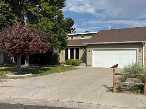 2561 Indian Trl, Twin Falls, ID, 83301-6865 | Card Image