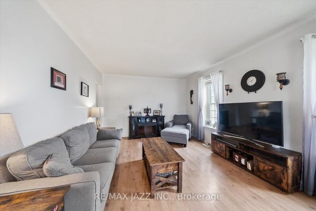 48 Campbellford Rd, House other with 3 bedrooms, 2 bathrooms and 8 parking in Stirling ON | Image 6